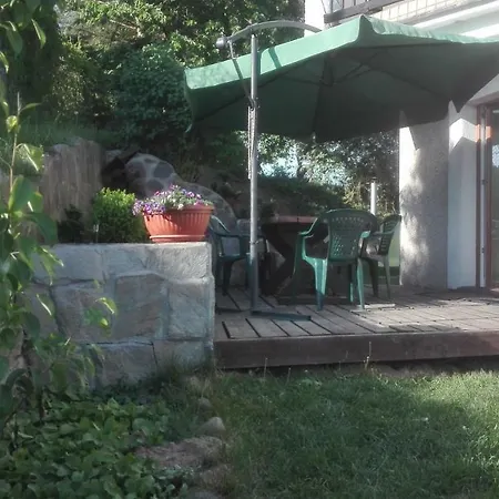 Dom Z Widokiem Na Jezioro I Las *